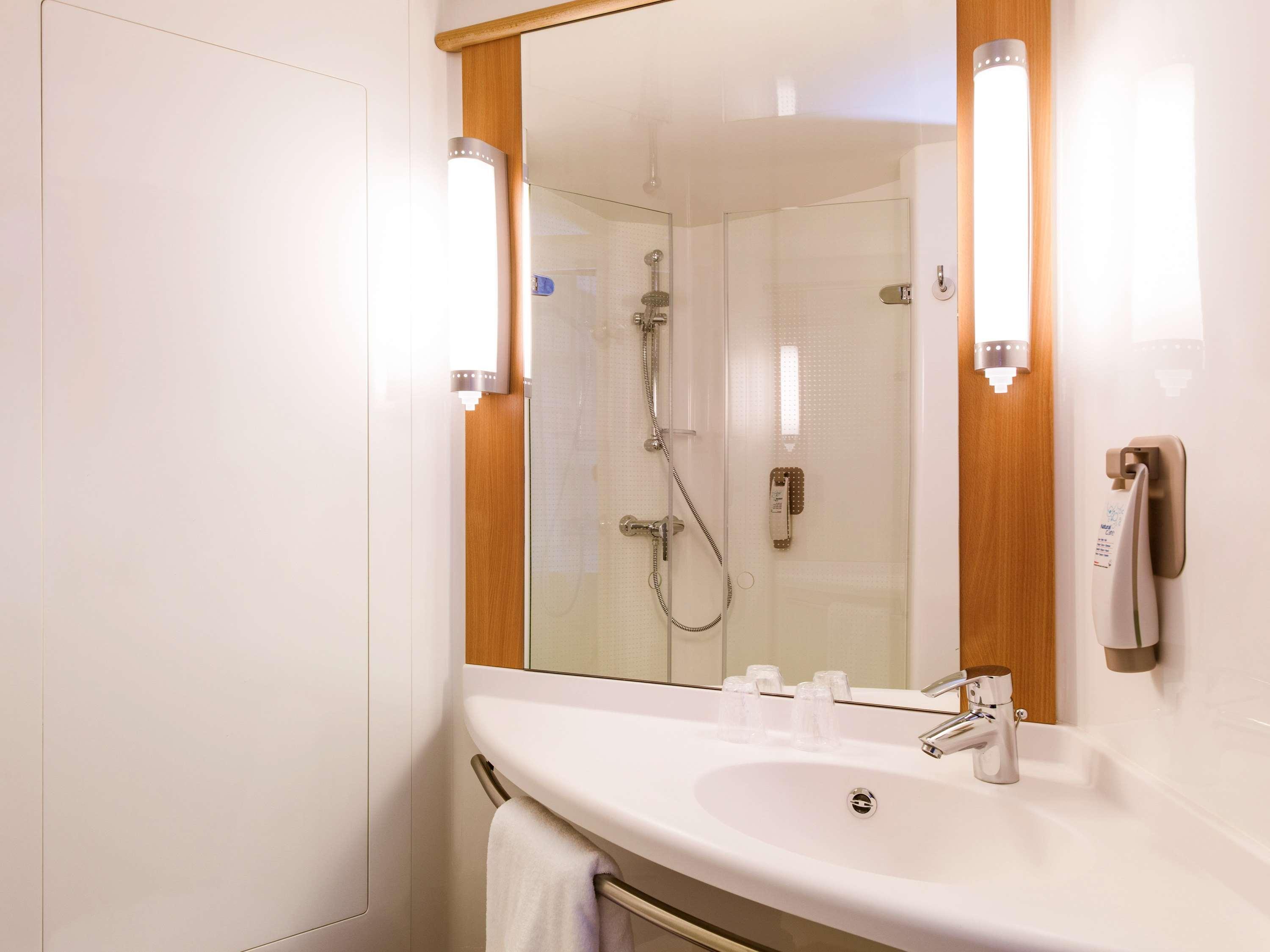 Ibis Hauptbahnhof 3*