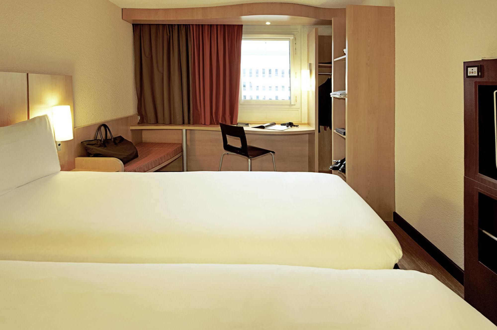 Ibis Hauptbahnhof Hotel Karlsruhe